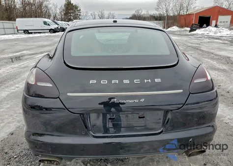 2013 Porsche Panamera 2 z USA, uszkodzony, nr VIN WP0AA2A76DL014417